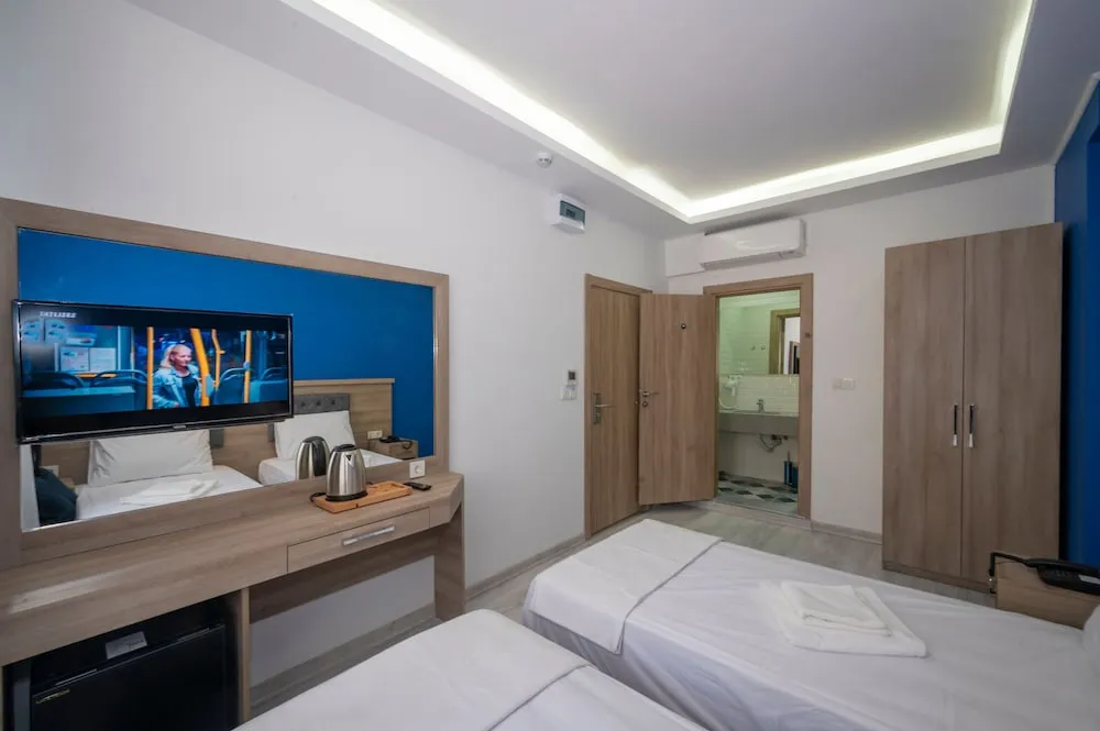 Basic İki Ayrı Yataklı Oda