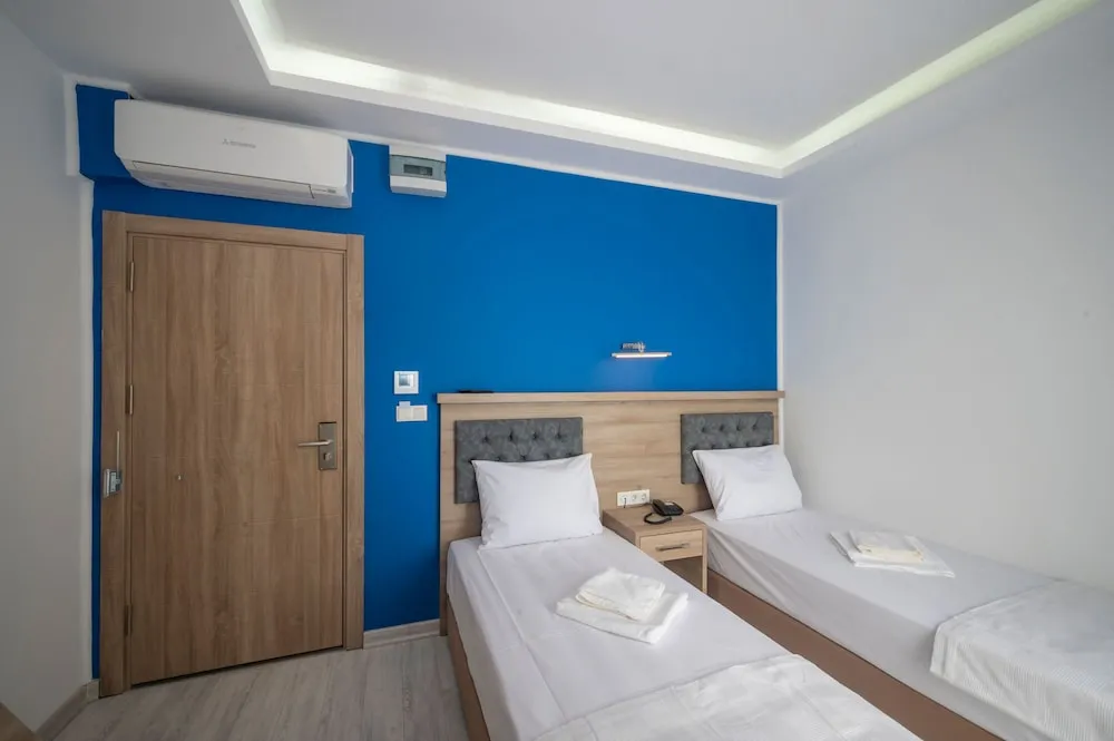 Basic İki Ayrı Yataklı Oda