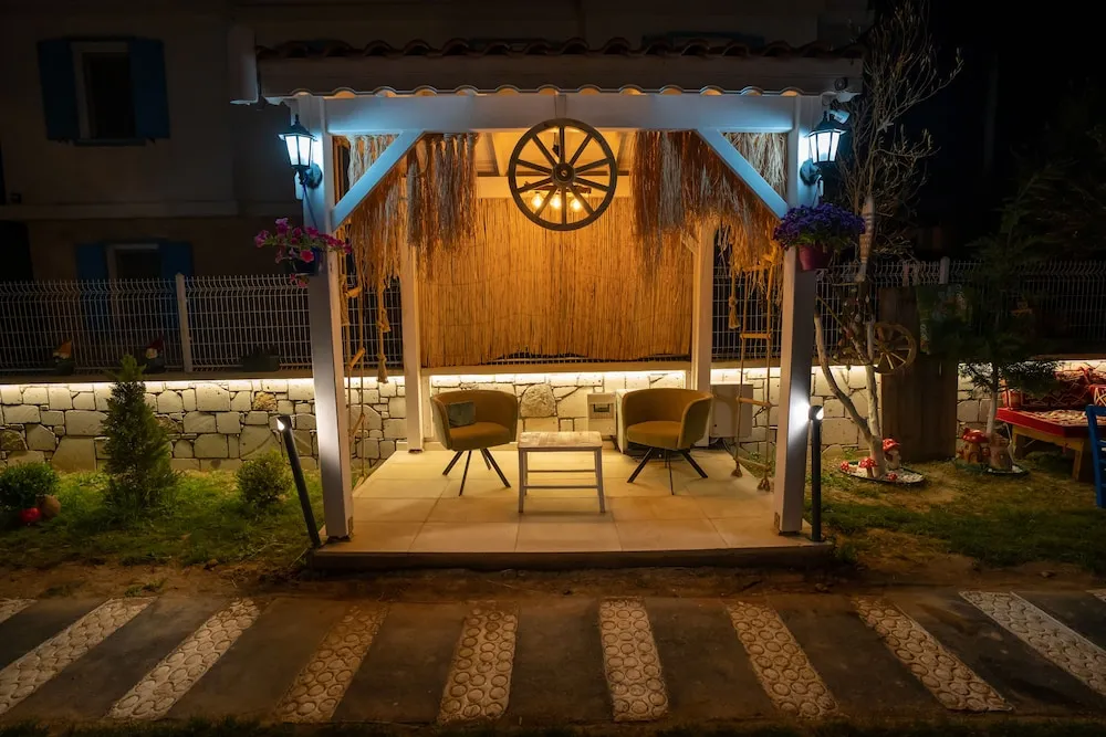 Deluxe Garden Room