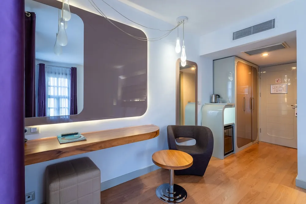 Standard Double or Twin Triple Room