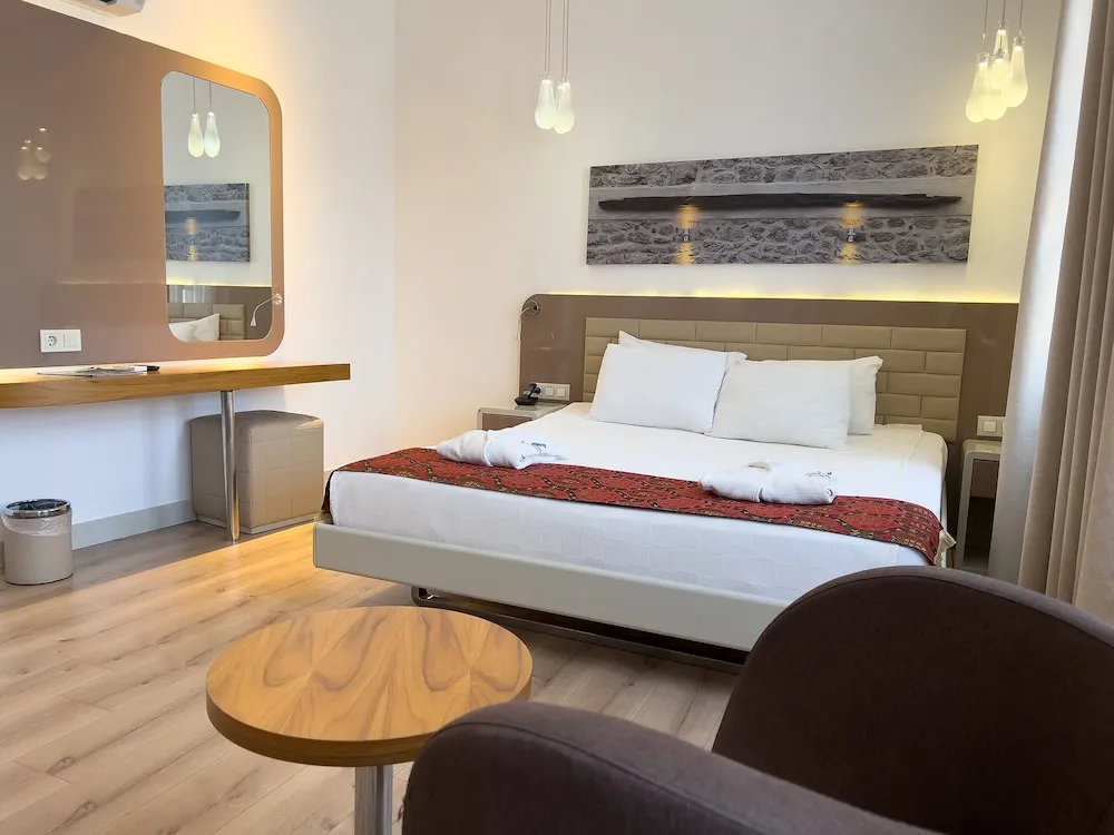 Deluxe Oda, 1 Çift Kişilik Yatak