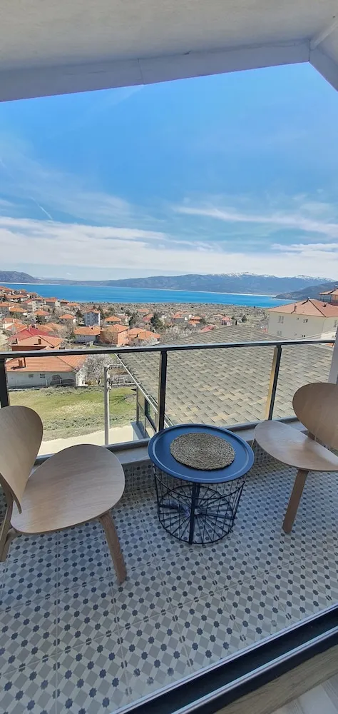 Deluxe Stüdyo, Göl Manzaralı