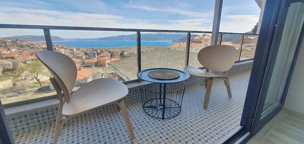 Deluxe Stüdyo, Göl Manzaralı