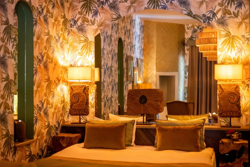 Executive Love Suite