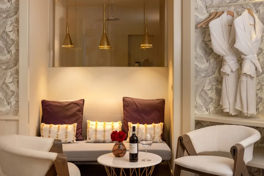 Jakuzili Junior Suite