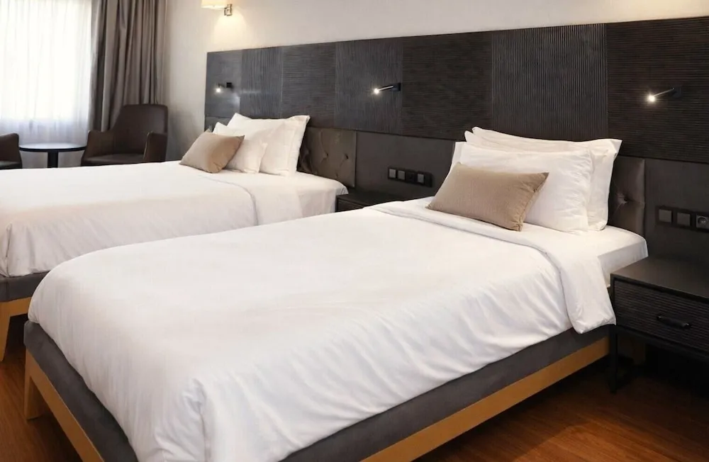 Standard Oda, 2 Tek Kişilik Yatak, Sigara İçilmez, Şehir Manzaralı