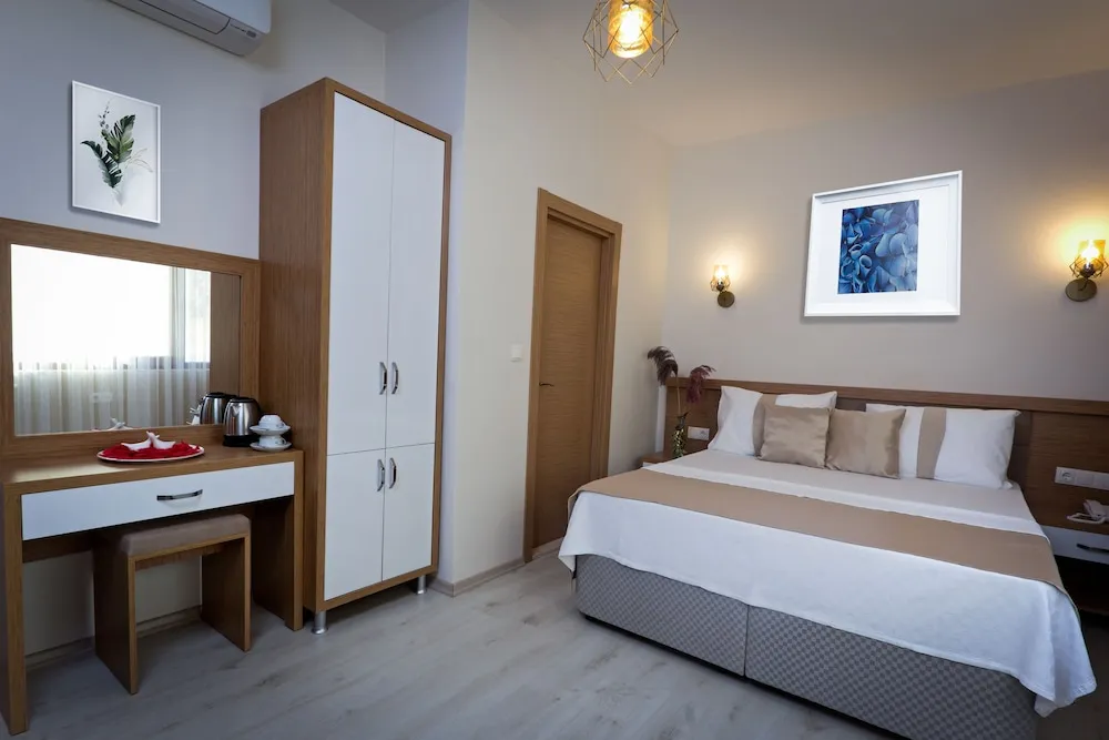 Economy Üç Kişilik Oda