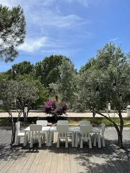 Beyaz İnci Otel & Beach