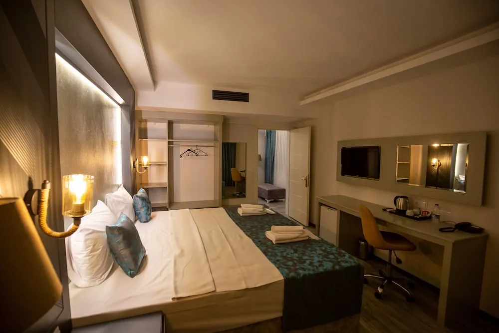 Comfort Tek Büyük Yataklı Oda