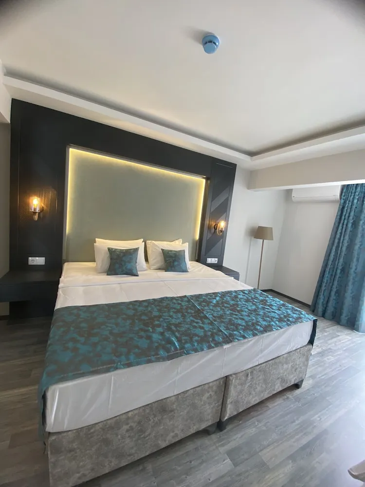 Deluxe Tek Büyük Yataklı Oda, 1 Yatak Odası