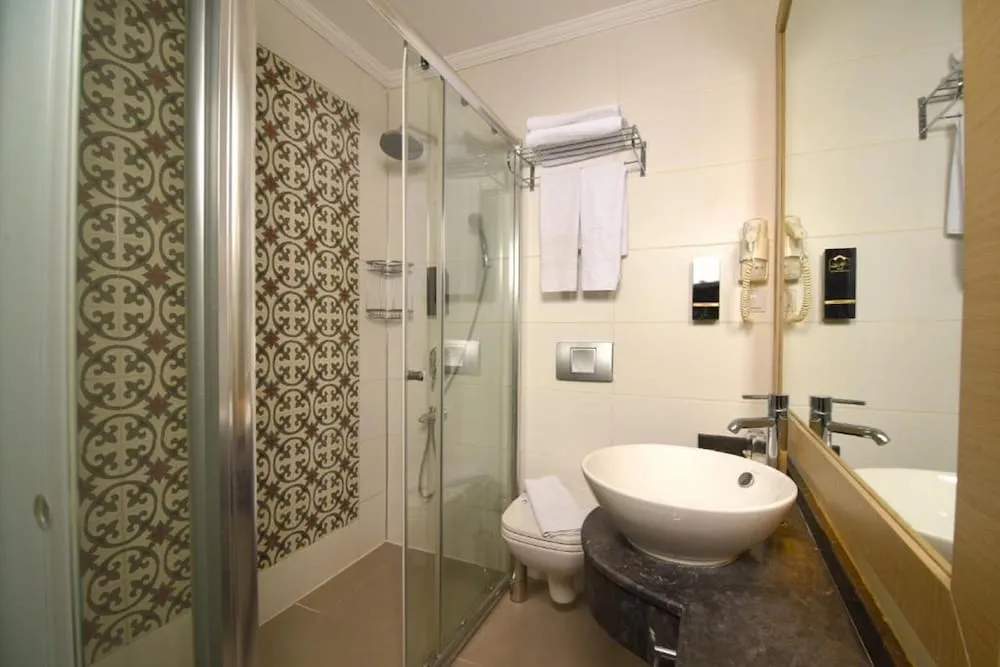 Standard Üç Kişilik Oda