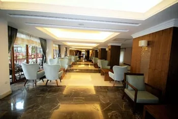 Club & Hotel Letoonia