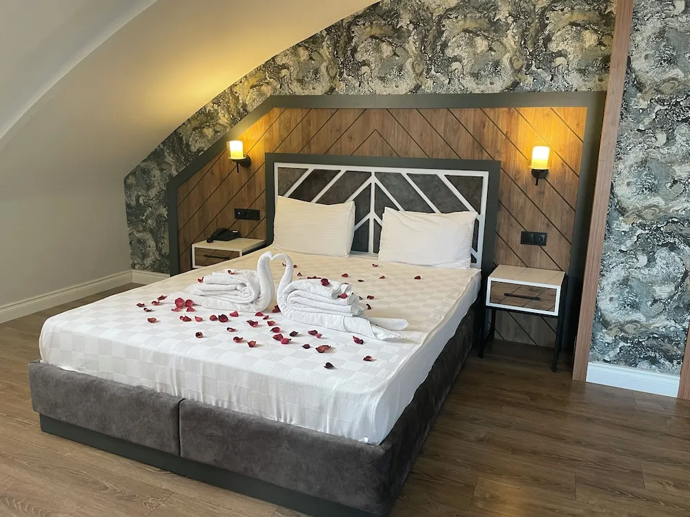 Deluxe Stüdyo Süit