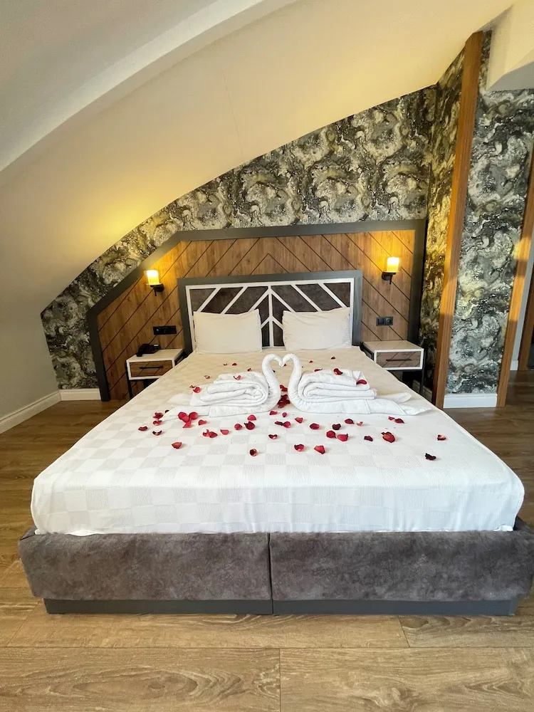 Deluxe Stüdyo Süit