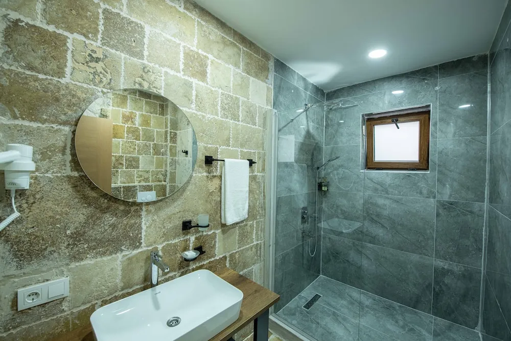 Premier Oda, 1 En Büyük (King) Boy Yatak