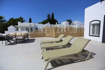 Yalinn Hotel