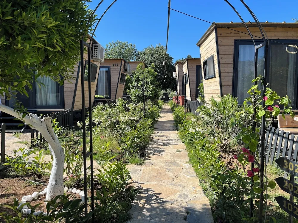 Bungalov, 1 Çift Kişilik Yatak ve Çekyat, Sigara İçilmez