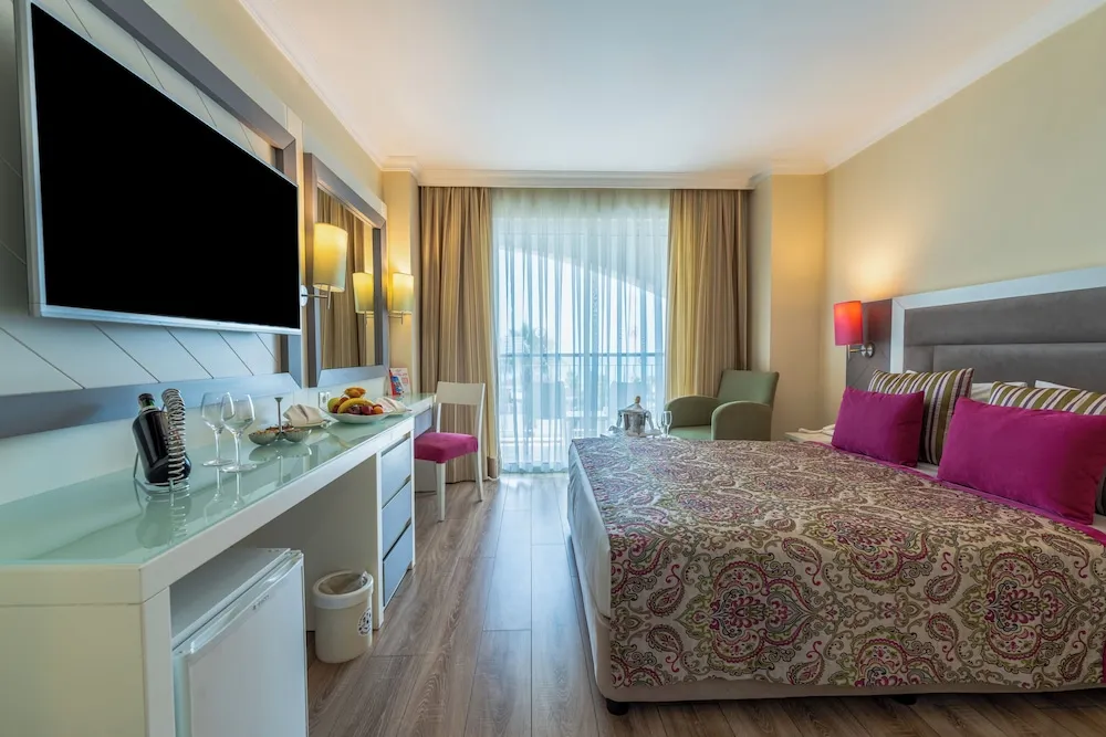 Standard Sea Room With Non Alcoholic Drinks