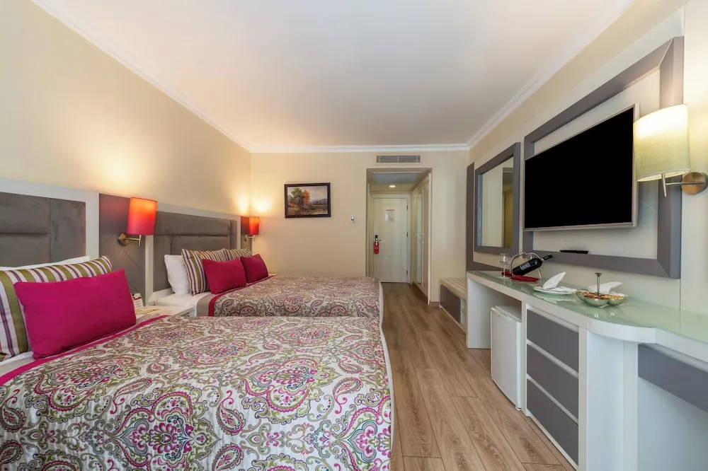 Triple Side Sea View Room