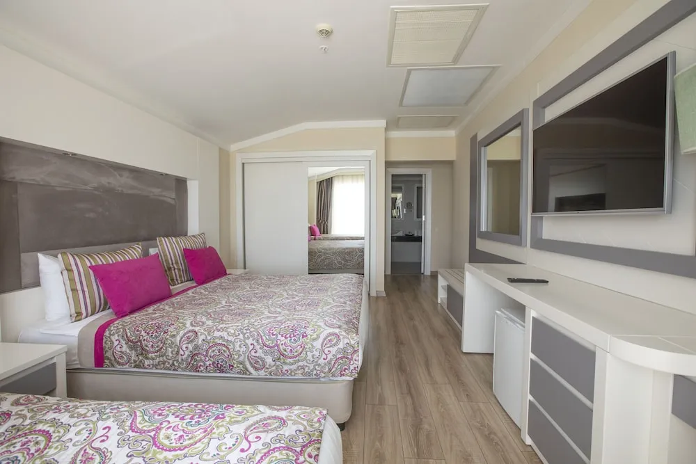 Jakuzili Deluxe Room