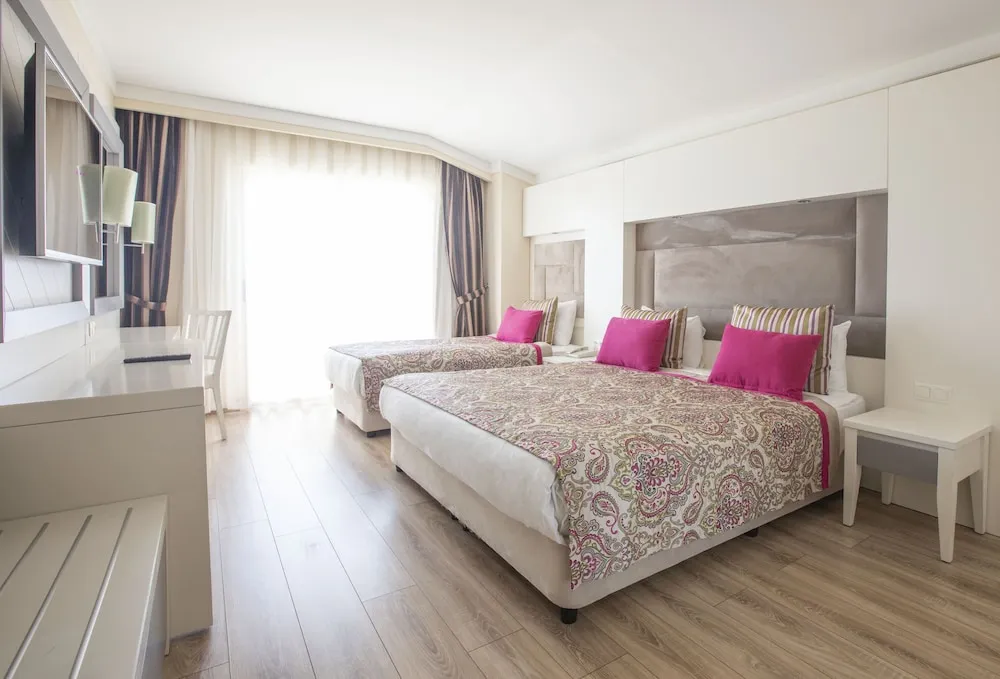 Jakuzili Deluxe Room