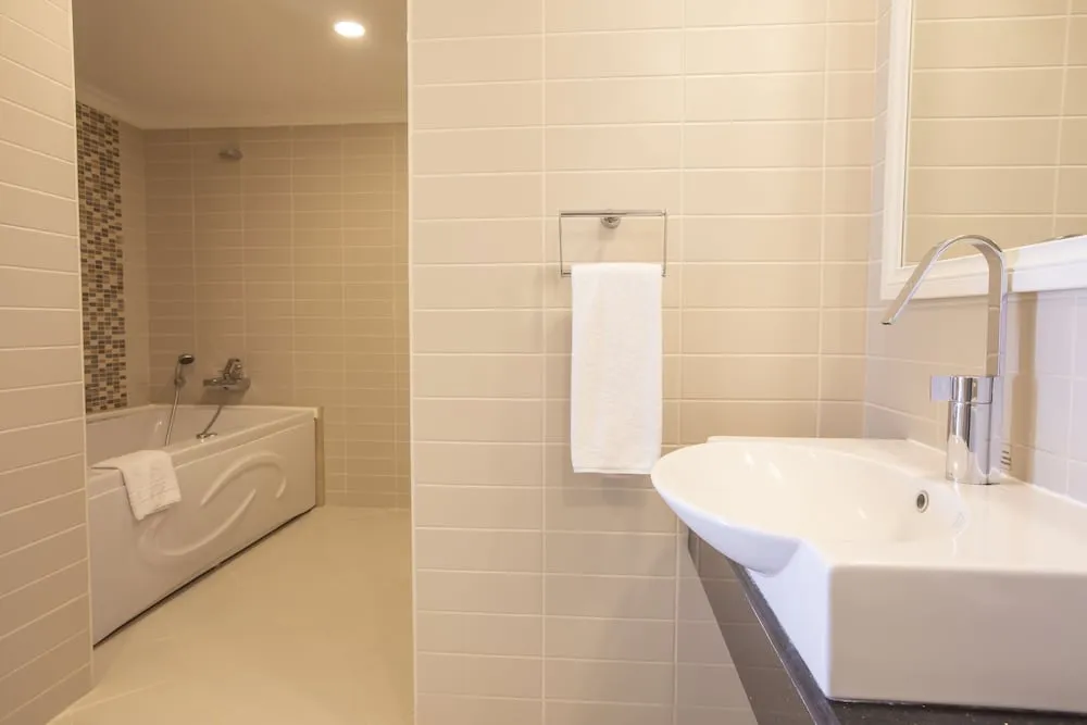 Jakuzili Deluxe Room