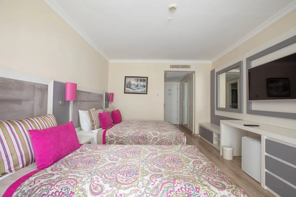 Standard Room With Non Alcoholic Drinks