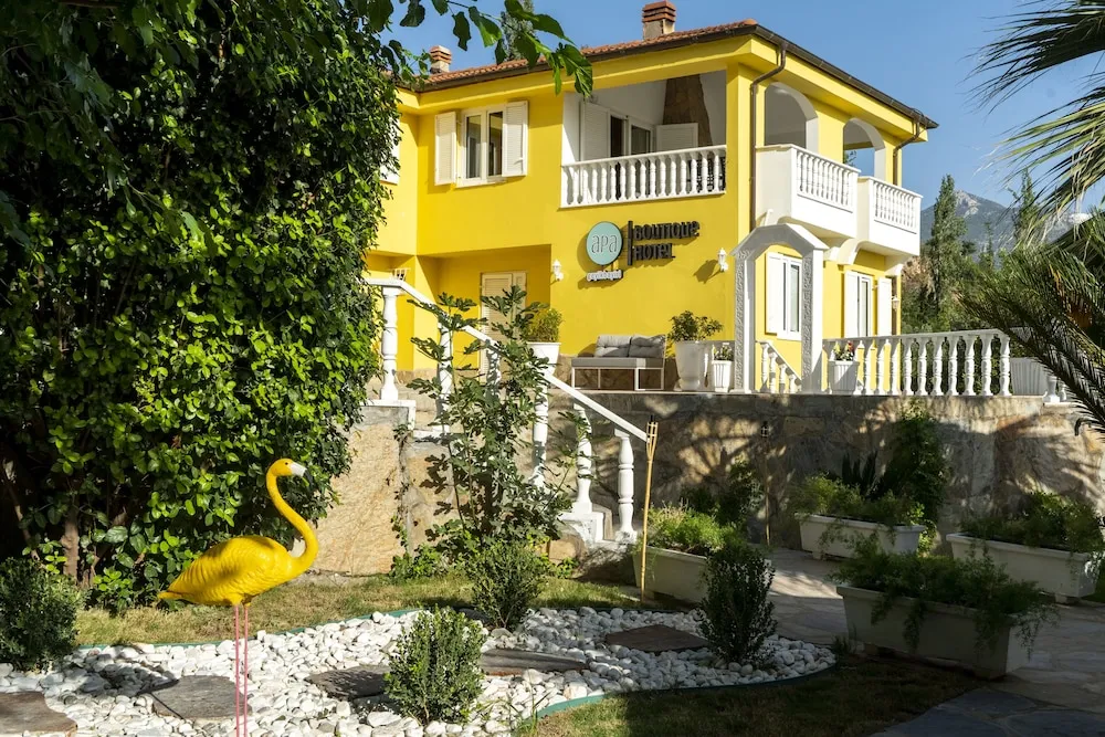 Standard Villa