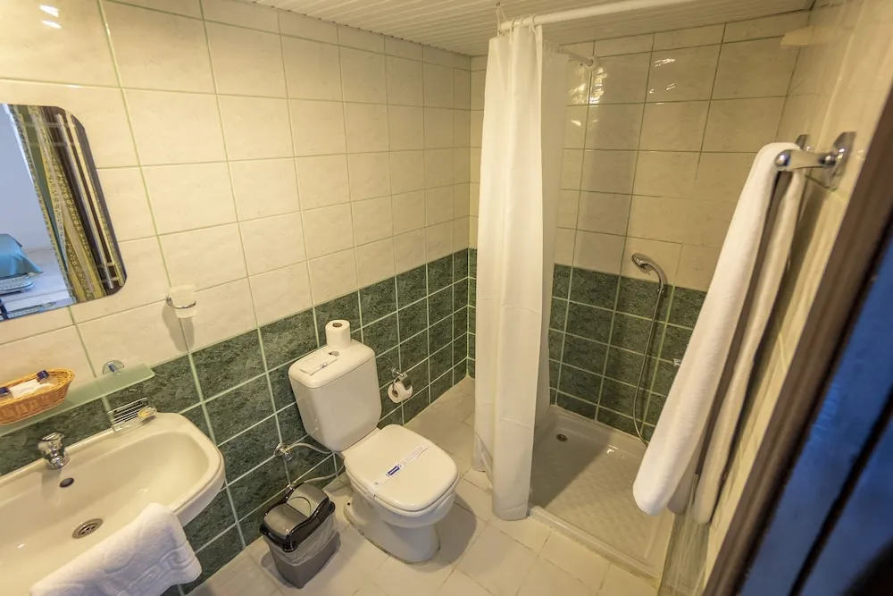 Standard Üç Kişilik Oda