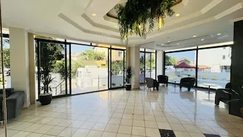 Akar Palace Resort Hotel
