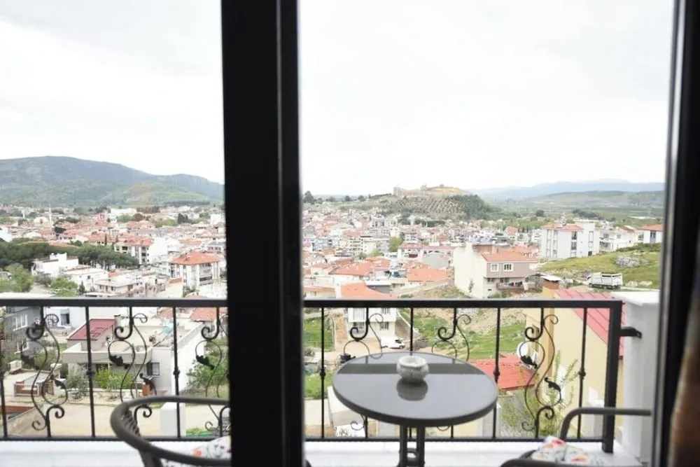 Deluxe Üç Kişilik Oda, Şehir Manzaralı