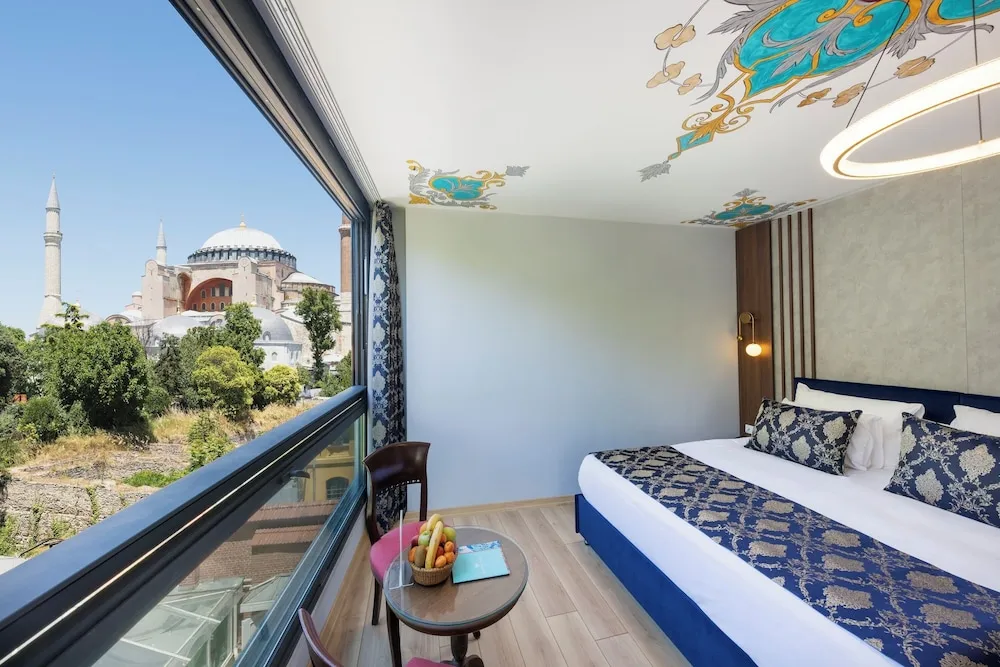 Junior Suite Hagia Sophia View