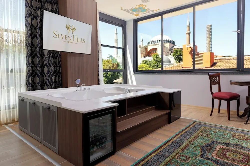 Royal Suite With Hagia Sophia View