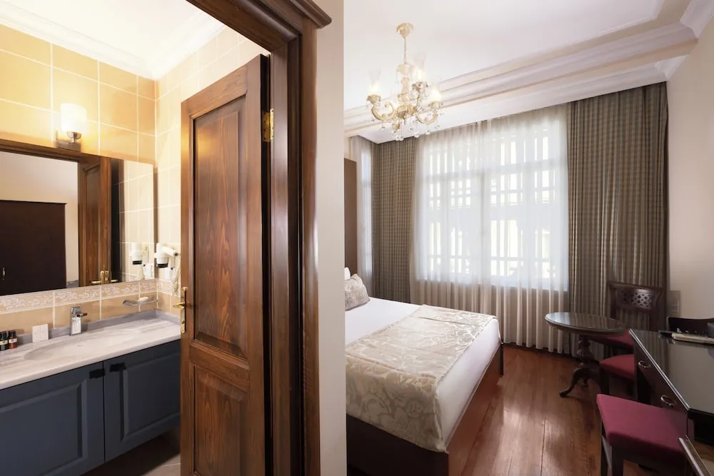 Economy Double Room