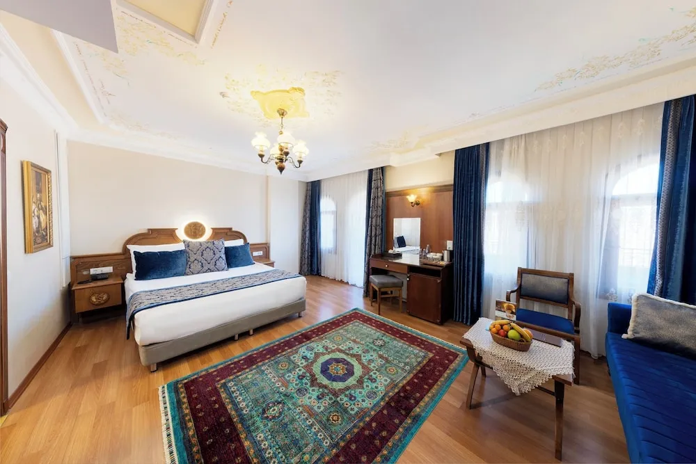 Suite with Hagia Sophia View