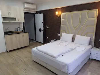 Mango Suites