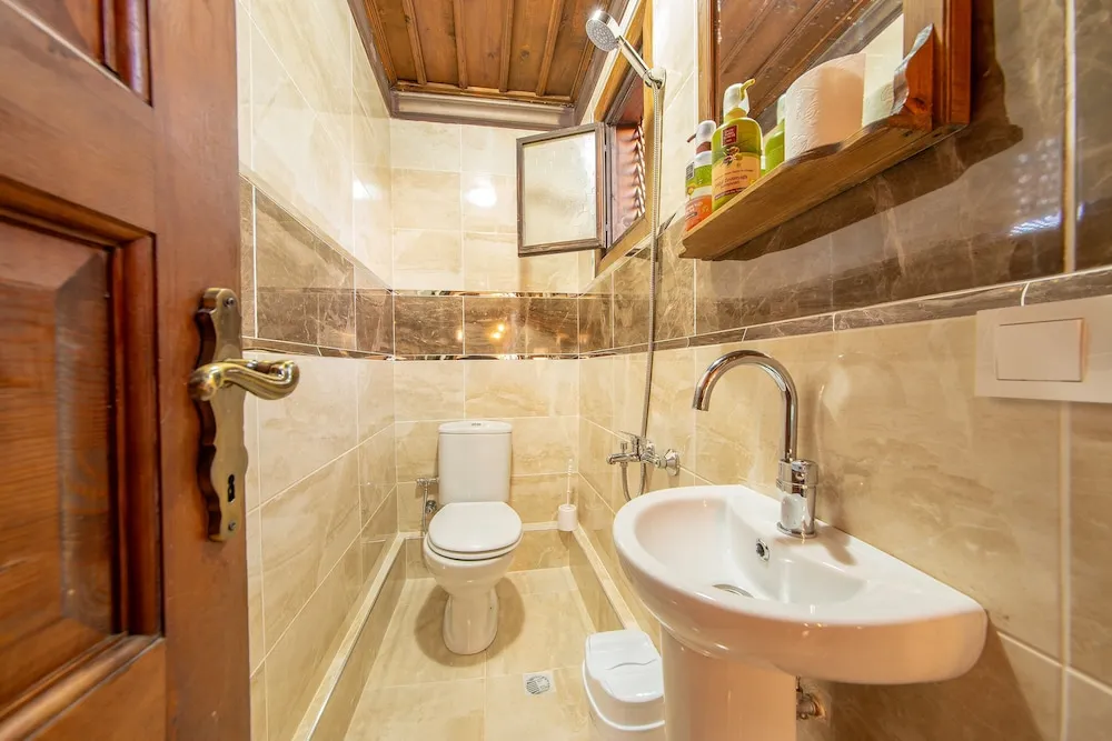 Deluxe Üç Kişilik Oda