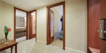 Crystal Paraiso Aqua Collection - Her Şey Dâhil