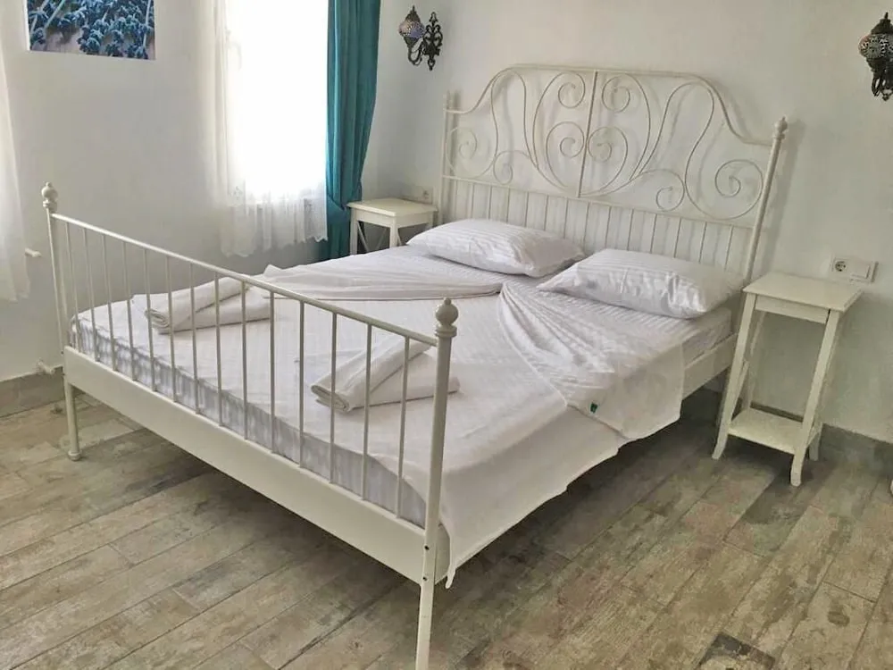 Standard Oda, Bahçe Manzaralı
