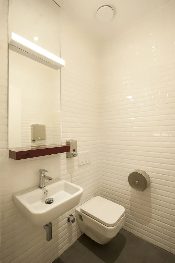 Bed in 4-Bed Superior Dormitory Room with Private Bathroom