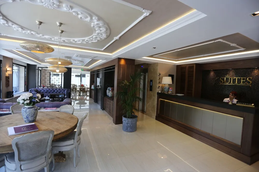 K Suites Hotel