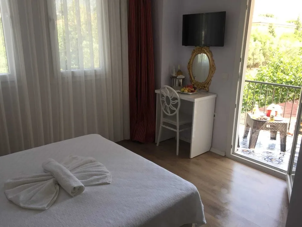 Elite Tek Büyük Yataklı Oda