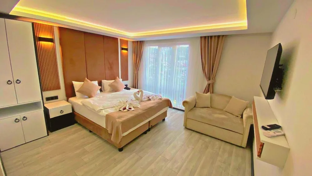 Family Oda, Şehir Manzaralı