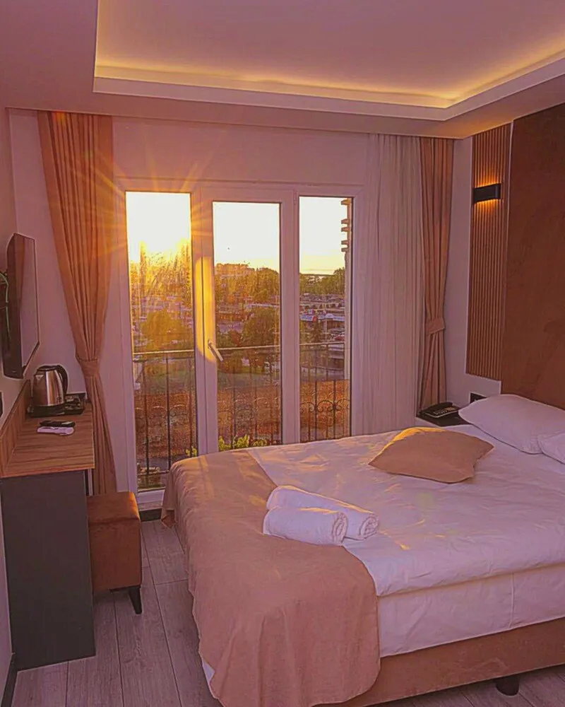 Standard Tek Büyük Yataklı Oda, Şehir Manzaralı