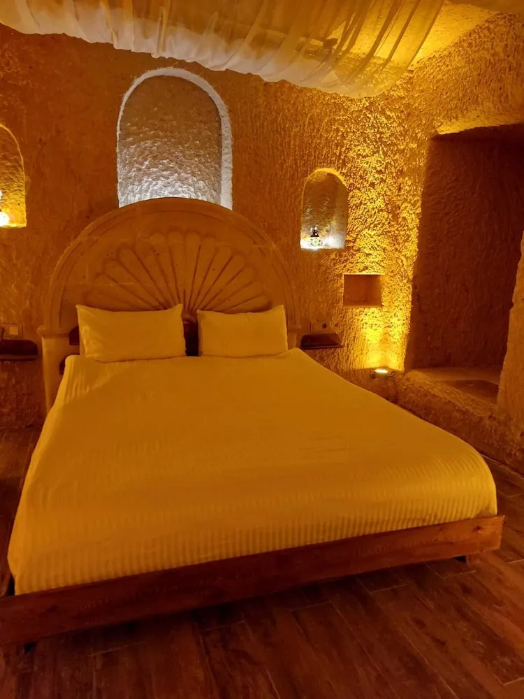 Romantic Stüdyo Süit