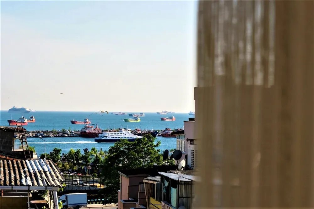 Superior Tek Büyük Yataklı Oda, Deniz Manzaralı