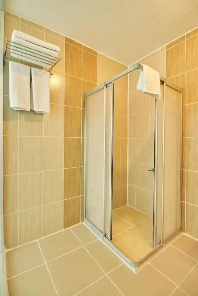 Standard Üç Kişilik Oda