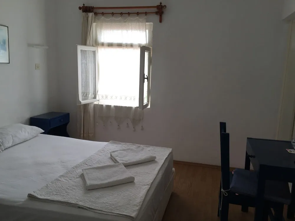 Economy Tek Büyük Yataklı Oda