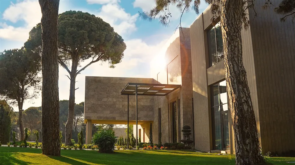 Palazzo Mansions 4 Bedrooms