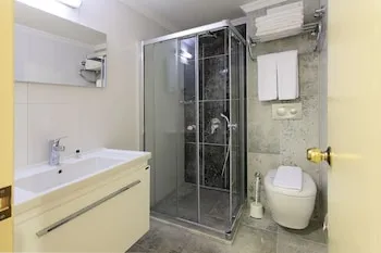 Perdikia Beach Hotel